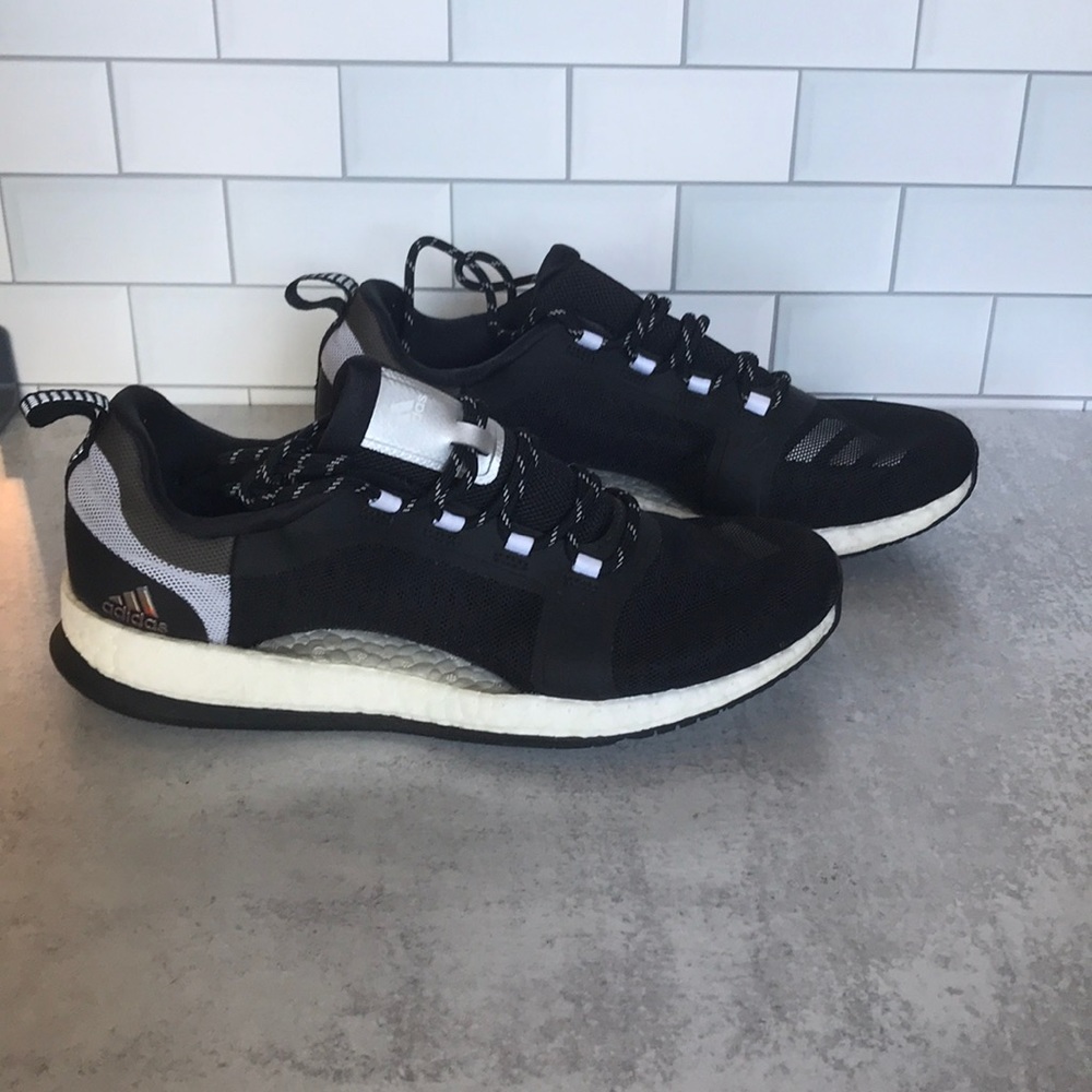 Adidas size 7.5